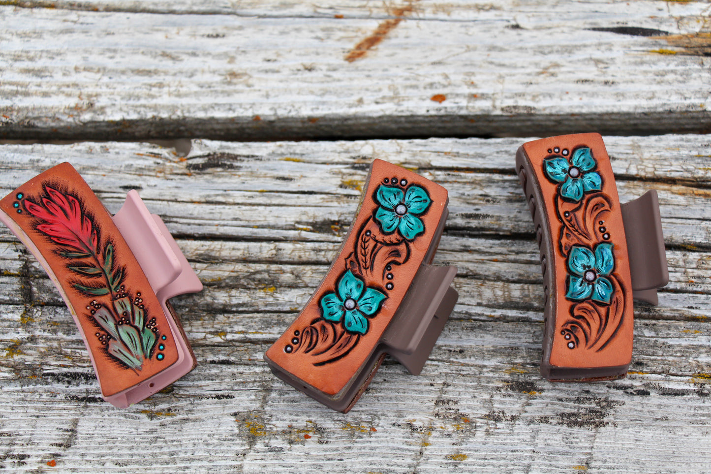 Paintbrush and Floral Medium hair claw