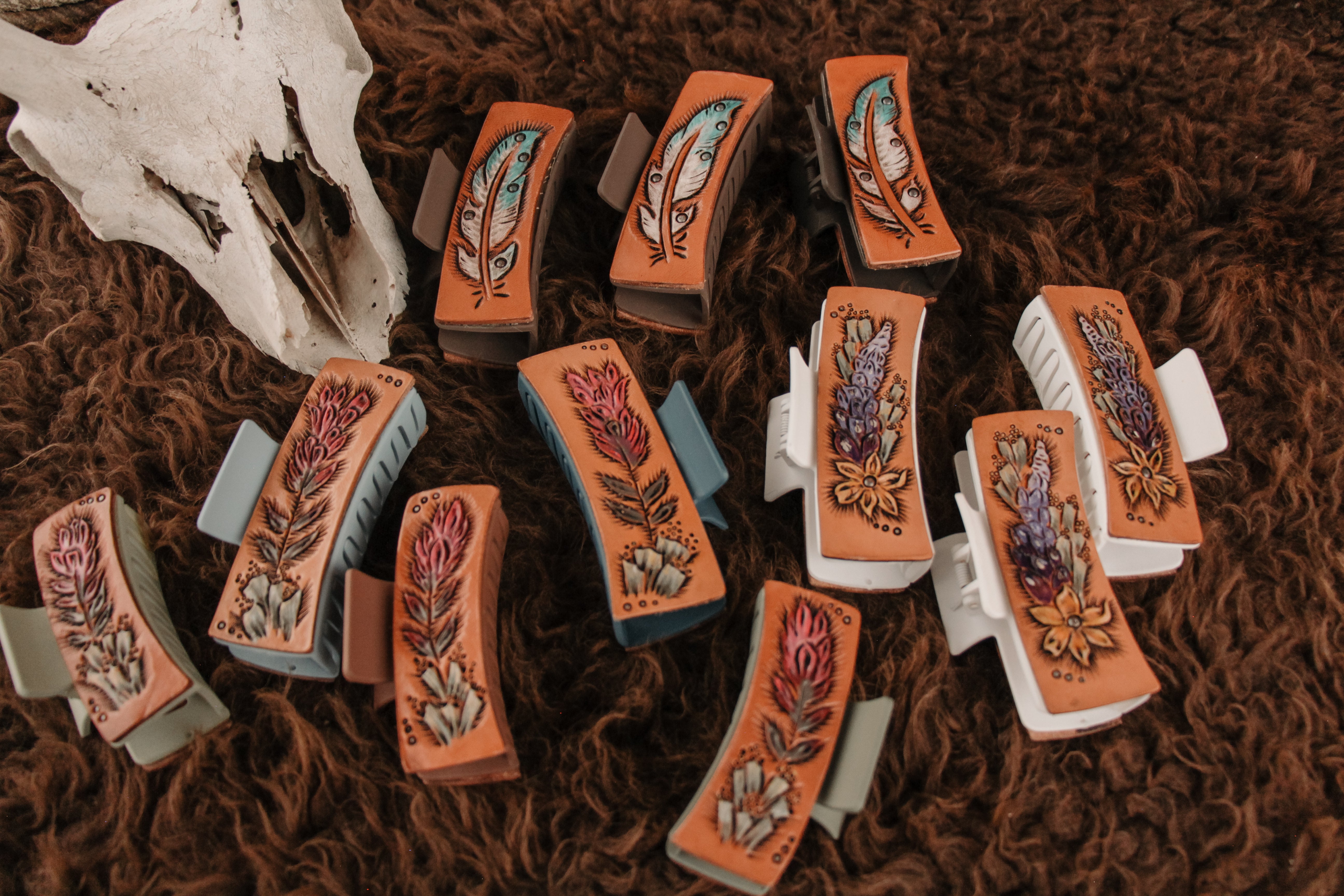 小物 LOMEI LEATHER WORKS LOMEI LEATHER WORKS ジッパーコンパクトウォレット チェーン付｜Yahoo
